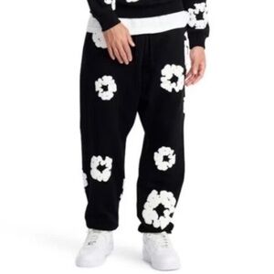 Denim Tears Cotton Wreath Sweatpants Medium